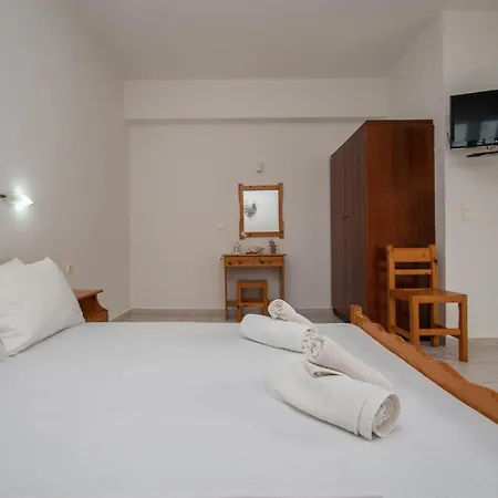 Golden Sand Paradise I Apartament Kypseli